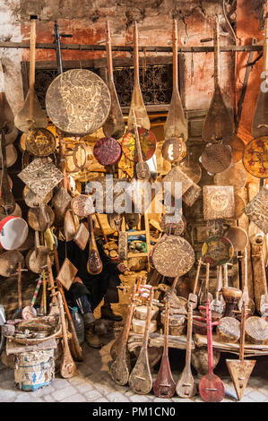 26-02-15, Marrakech, Morocco. Second hand traditional musical instruments for sale in the Medina. Photo © Simon Grosset Stock Photo