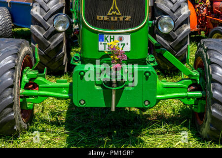 BOCKENAU Village: Germany, Rhineland-Palatinate: 2018 07 08: Agricultural exhibition of old agricultural tractors and machinery. Stock Photo