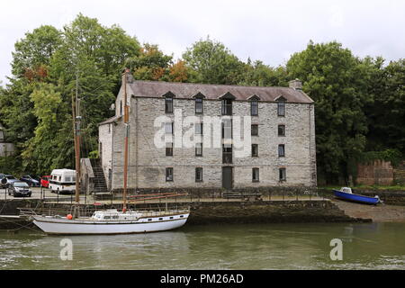 Warehouse on the River Teifi opposite Prince Charles Quay, Cardigan, Cardigan Bay, Ceredigion, Wales, Great Britain, United Kingdom, UK, Europe Stock Photo