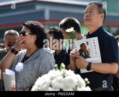 Beijing, China. 17th Sep, 2018. Mourners attend the farewell ceremony of performing artist Zhu Xu (1930-2018) at the Babaoshan Funeral Parlour in Beijing, capital of China, Sept. 17, 2018. Credit: Li He/Xinhua/Alamy Live News Stock Photo