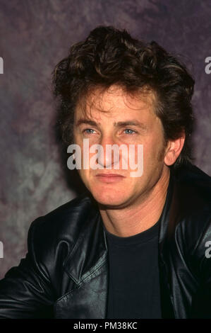 Sean Penn 1984 Racing With The Moon 8x10 Unsigned B&W Promo