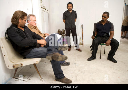 Film Still from 'Miami Vice'  Colin Farrell, director Michael Mann, Jamie Foxx, John Ortiz 2006 Stock Photo