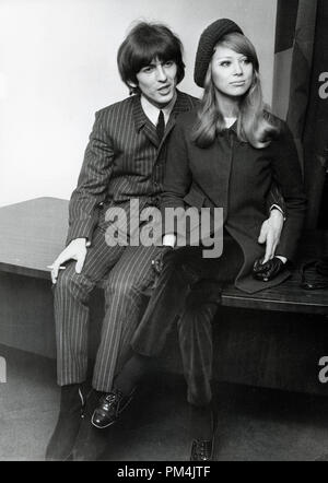 Newlyweds Beatle George Harrison and Pattie Boyd in London, January 21,1966. File Reference #1013 043 THA © JRC /The Hollywood Archive - All Rights Reserved. Stock Photo