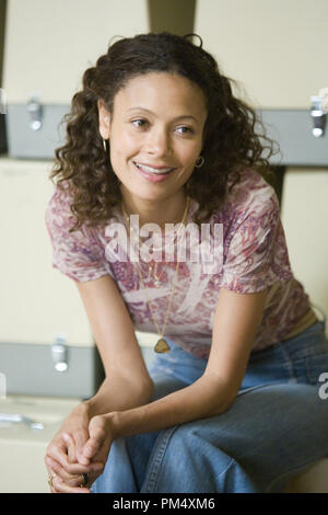 Studio Publicity Still from 'The Pursuit of Happyness' Thandie Newton © 2006 Columbia Pictures Photo credit: Zade Rosenthal   File Reference # 307372582THA  For Editorial Use Only -  All Rights Reserved Stock Photo