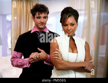 'Ugly Betty' (Episode: Queens for a Day) Michael Urie, Vanessa Williams 2006 Stock Photo