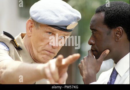 Film Still from 'Hotel Rwanda' Nick Nolte, Don Cheadle © 2004 United Artists Photo Credit: Frank Connor  File Reference # 30735266THA  For Editorial Use Only -  All Rights Reserved Stock Photo