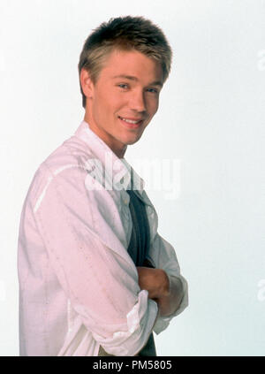 A CINDERELLA STORY (2004) CHAD MICHAEL MURRAY, JULIE GONZALO, ERICA