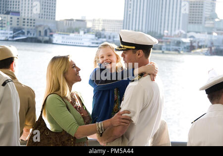 DONNA SCOTT, ELLE FANNING, RIO HACKFORD, DEJA VU, 2006 Stock Photo - Alamy