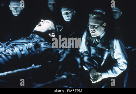 Film Still from 'Dark City' Kiefer Sutherland © 1998 New Line Cinema  File Reference # 30996578THA  For Editorial Use Only -  All Rights Reserved Stock Photo