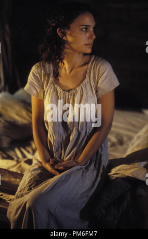 Film Still / Publicity Still from 'Cold Mountain' Natalie Portman © 2003 Miramax Photo Credit: Phil Bray  File Reference # 30753855THA  For Editorial Use Only -  All Rights Reserved Stock Photo