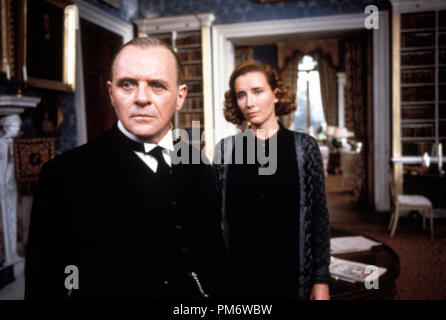 Film Still from 'The Remains of the Day' Anthony Hopkins, Emma Thompson © 1993 Columbia Pictures Photo Credit: Derrick Santini Stock Photo