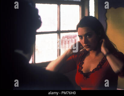 HOLY SMOKE -1999 KATE WINSLET Stock Photo - Alamy