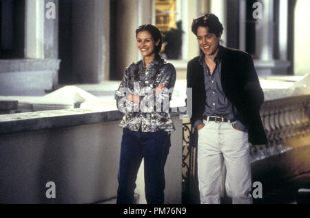 Film Still / Publicity Still from 'Notting Hill' Julia Roberts, Hugh Grant © 1999 Universal Photo Credit: Clive Coote   File Reference # 30973487THA  For Editorial Use Only -  All Rights Reserved Stock Photo