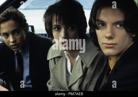 Film Still from 'Boys' Charlie Hofheimer, Winona Ryder, Lukas Haas © 1996 Touchstone Photo Credit: Demmie Todd    File Reference # 31042683THA  For Editorial Use Only - All Rights Reserved Stock Photo