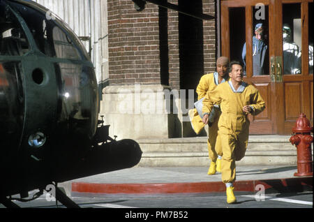 Film Still from 'Outbreak' Dustin Hoffman, Cuba Gooding Jr. © 1995 Warner Brothers Photo Credit: Peter Sorel   File Reference # 31043165THA  For Editorial Use Only - All Rights Reserved Stock Photo