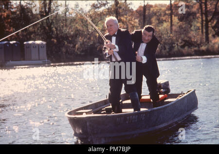 Film Still from 'Grumpier Old Men' Jack Lemmon, Walter Matthau © 1995 Warner Brothers Photo Credit: Ron Phillips  File Reference # 31043338THA  For Editorial Use Only - All Rights Reserved Stock Photo