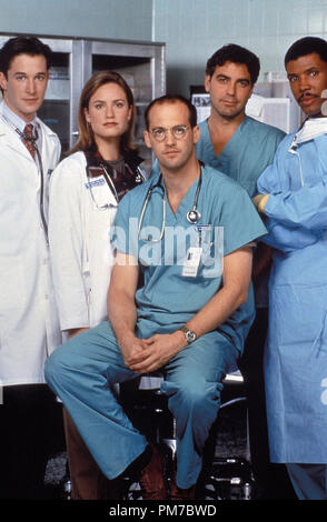 Film Still from 'ER'  Noah Wyle, Sherry Stringfield, Anthony Edwards, George Clooney, Eriq La Salle 1995  File Reference # 31043426THA  For Editorial Use Only - All Rights Reserved Stock Photo