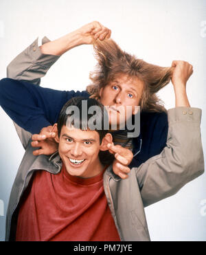 Film Still from 'Dumb and Dumber' Jim Carrey, Jeff Daniels © 1994 New Line Cinema     File Reference # 31129367THA  For Editorial Use Only - All Rights Reserved Stock Photo