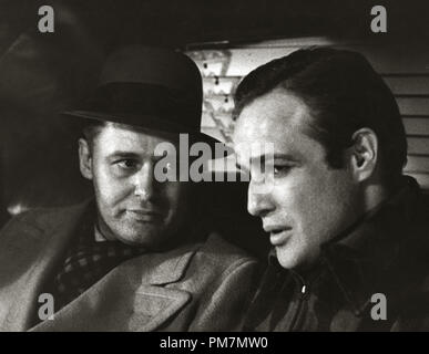 Rod Steiger and Marlon Brando, 'On the Waterfront' 1954  File Reference # 31202 512THA Stock Photo