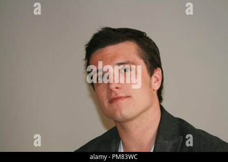 Josh Hutcherson 'The Hunger Games'  Portrait Session, March 1, 2012.  Reproduction by American tabloids is absolutely forbidden. File Reference # 31433 059JRC  For Editorial Use Only -  All Rights Reserved Stock Photo