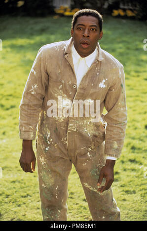 Film still or Publicity still from 'The Hand That Rocks the Cradle' Ernie Hudson © 1992 Buena Vista Pictures Photo Credit: Matthew McVay   All Rights Reserved   File Reference # 31487 283THA  For Editorial Use Only Stock Photo