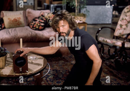 KRIS KRISTOFFERSON, 'A Star is Born' 1976 Warner Stock Photo