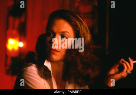 kathleen turner smoking cigarettes Beauty Break: Kills (Glamorously) - Blog BODY HEAT, 1981 directed by