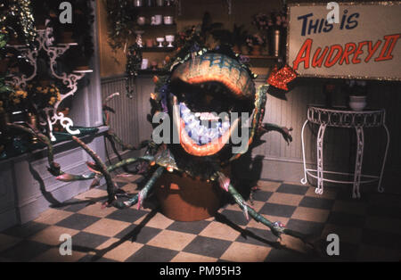 Studio Publicity Still from 'Little Shop of Horrors' Audrey II © 1986 Warner All Rights Reserved   File Reference # 31700225THA  For Editorial Use Only Stock Photo
