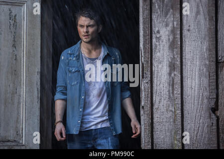 Shiloh Fernandez in TriStar Pictures' horror EVIL DEAD. Stock Photo