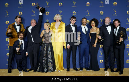 Los Angeles, USA. 17th Sep, 2018. Cast members of 'Game of Thrones' pose for a photo after winning the award of outstanding drama series during the 70th Primetime Emmy Awards in Los Angeles, the United States, Sept. 17, 2018. Credit: Zeng Hui/Xinhua/Alamy Live News Stock Photo
