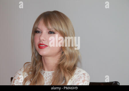 Taylor Swift faces lawsuit over Shake It Off – The Dispatch