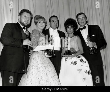 Burt Lancaster and Elizabeth Taylor at the 33rd Annual Academy Awards ...