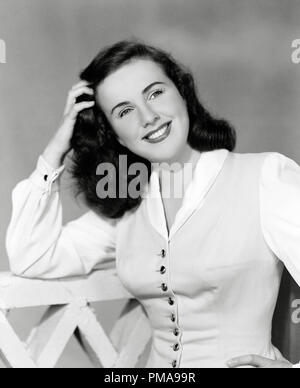Deanna Durbin circa 1944     File Reference # 31955 881THA Stock Photo