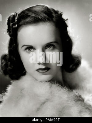 Deanna Durbin circa 1939     File Reference # 31955 882THA Stock Photo
