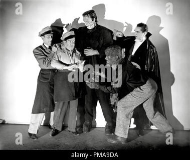 Bud Abbott, Lou Costello, Glenn Strange, Lon Chaney, Jr., and Bela Lugosi in  'Bud Abbott and Lou Costello Meet Frankenstein' 1948 UI    File Reference # 31955 972THA Stock Photo