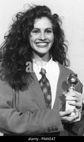 Julia Roberts at The 47th Annual Golden Globe Awards at The Beverly ...