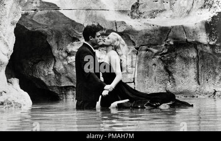 Marcello Mastroianni and Anita Ekberg ''La Dolce Vita', 1960.  File Reference # 32733 502THA Stock Photo