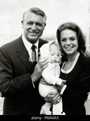 Cary Grant with his fourth wife Dyan Cannon and their baby daughter Jennifer on a visit to England, 1966.  File Reference # 33300 351THA Stock Photo