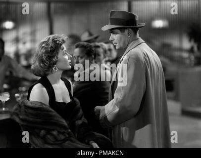 Gloria Grahame and Glenn Ford 'The Big Heat', 1953 Columbia  File Reference # 33300 416THA Stock Photo