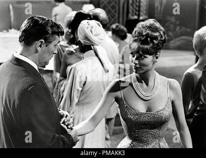 Robert Mitchum, Elsa Martinelli, 'Rampage' (1963) Seven Arts Poductions  File Reference # 33300 564THA Stock Photo