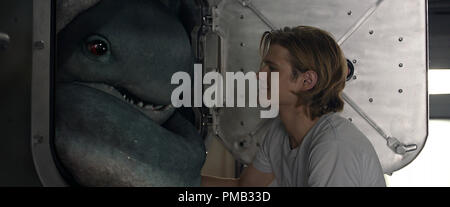 Lucas Till plays Tripp and Jane Levy plays Meredith in Monster Trucks from  Paramount Pictures. (2017 Stock Photo - Alamy