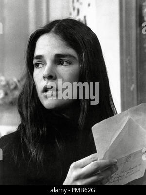 Ali Macgraw, 'Love Story' (1970) Paramount  File Reference # 33536 780THA  For Editorial Use Only -  All Rights Reserved
