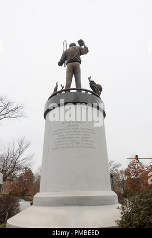 Arthur Ashe monument Richmond Virginia Stock Photo