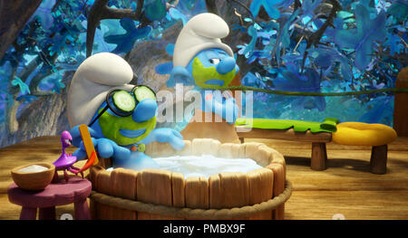 Brainy (Danny Pudi) and Hefty (Joe Manganiello) enjoying a SPA day in Columbia Pictures and Sony Pictures Animation's SMURFS: THE LOST VILLAGE. (2017) Stock Photo