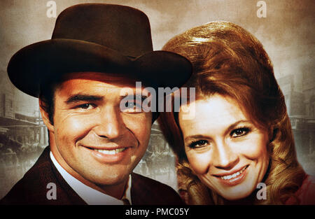 Burt Reynolds, Angie Dickinson, 'Sam Whiskey' 1969 United Artists File Reference # 33480 761THA Stock Photo