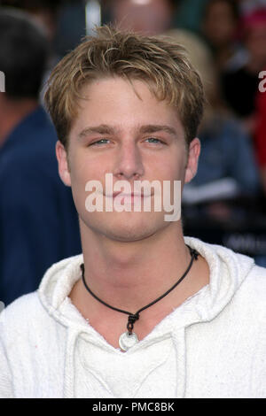 I, Robot Premiere 7-7-2004 Jack McDorman and Ryan Pinkston Photo by ...