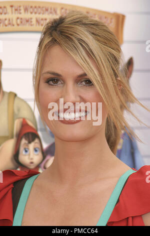 Courtney Hansen Los Angeles premiere of 'New Year's Eve' at Grauman's