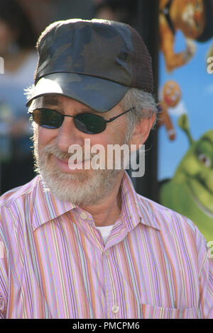 'Shrek 2' Premiere  5/08/2004 Steven Spielberg Photo by Joseph Martinez - All Rights Reserved  File Reference # 21809 0091PLX  For Editorial Use Only - Stock Photo