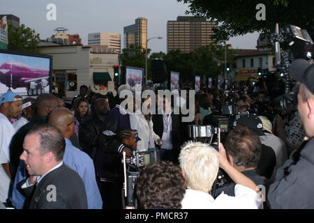 'Soul Plane' Premiere 5-17-2004 Snoop Dogg with kids Photo by Joseph Martinez - All Rights Reserved  File Reference # 21813 0177PLX  For Editorial Use Only - Stock Photo