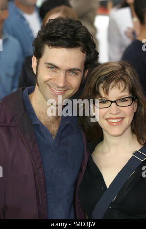 Dr. Seuss's: The Cat in the Hat Premiere 11-8-2003  Lisa Loeb & Dweezil Zappa Photo by Joseph Martinez / PictureLux    File Reference # 21595 0138  For Editorial Use Only - All Rights Reserved Stock Photo